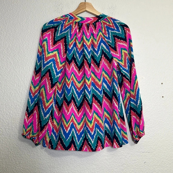 Lilly Pulitzer Elsa Silk Colorful Long Sleeve 1/4 Button Top Womens Size XSmall - Picture 2 of 11